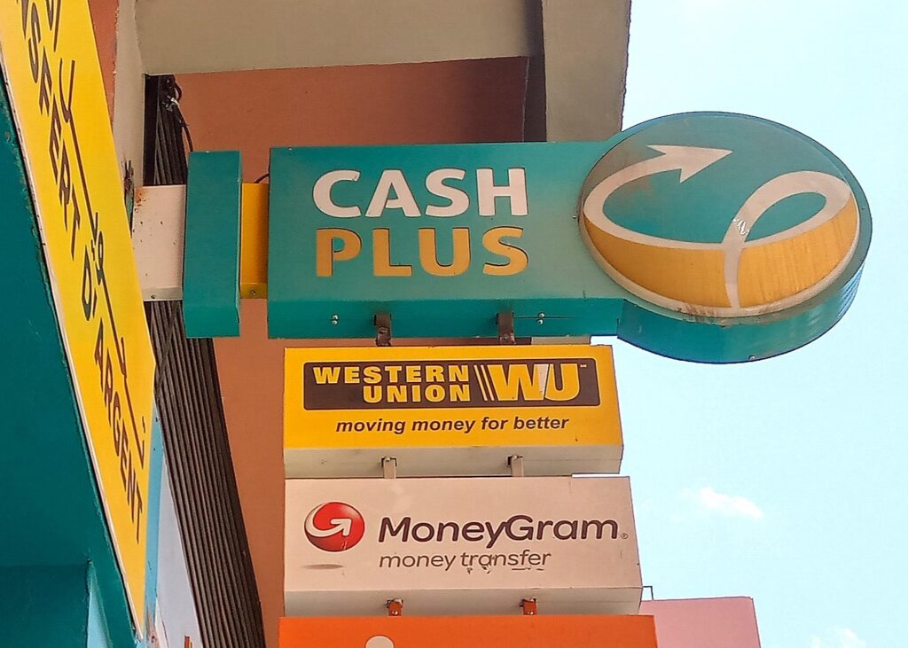 Western Union, MoneyGram